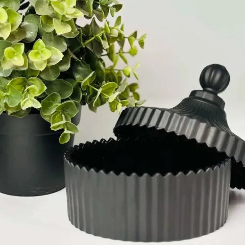 Ribbed Carousel Matt Black Candle Jar